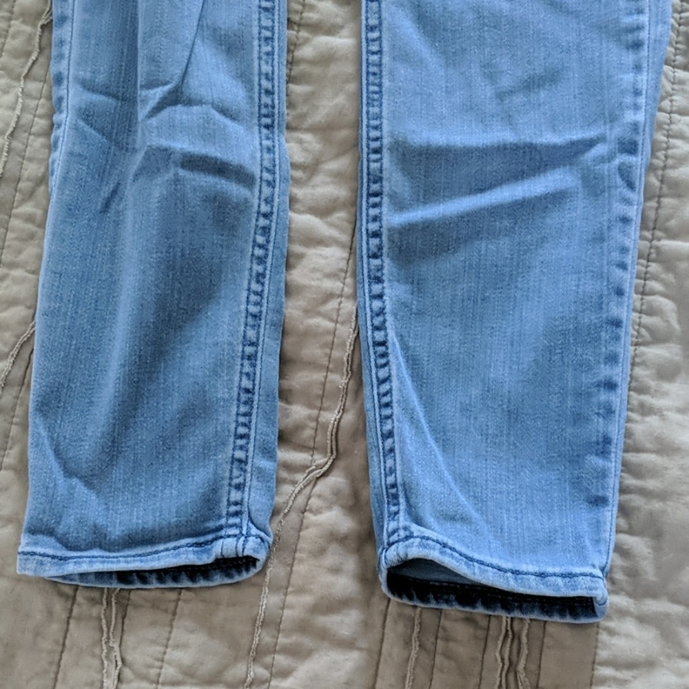 Jeans - Picture 2 of 4